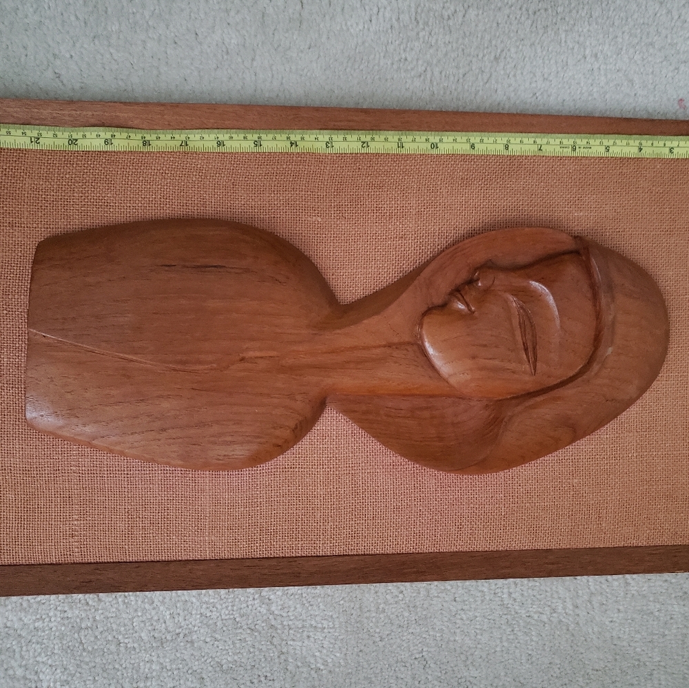 Vintage MCM teak silhouette carved wood pair - Picture 11 of 16